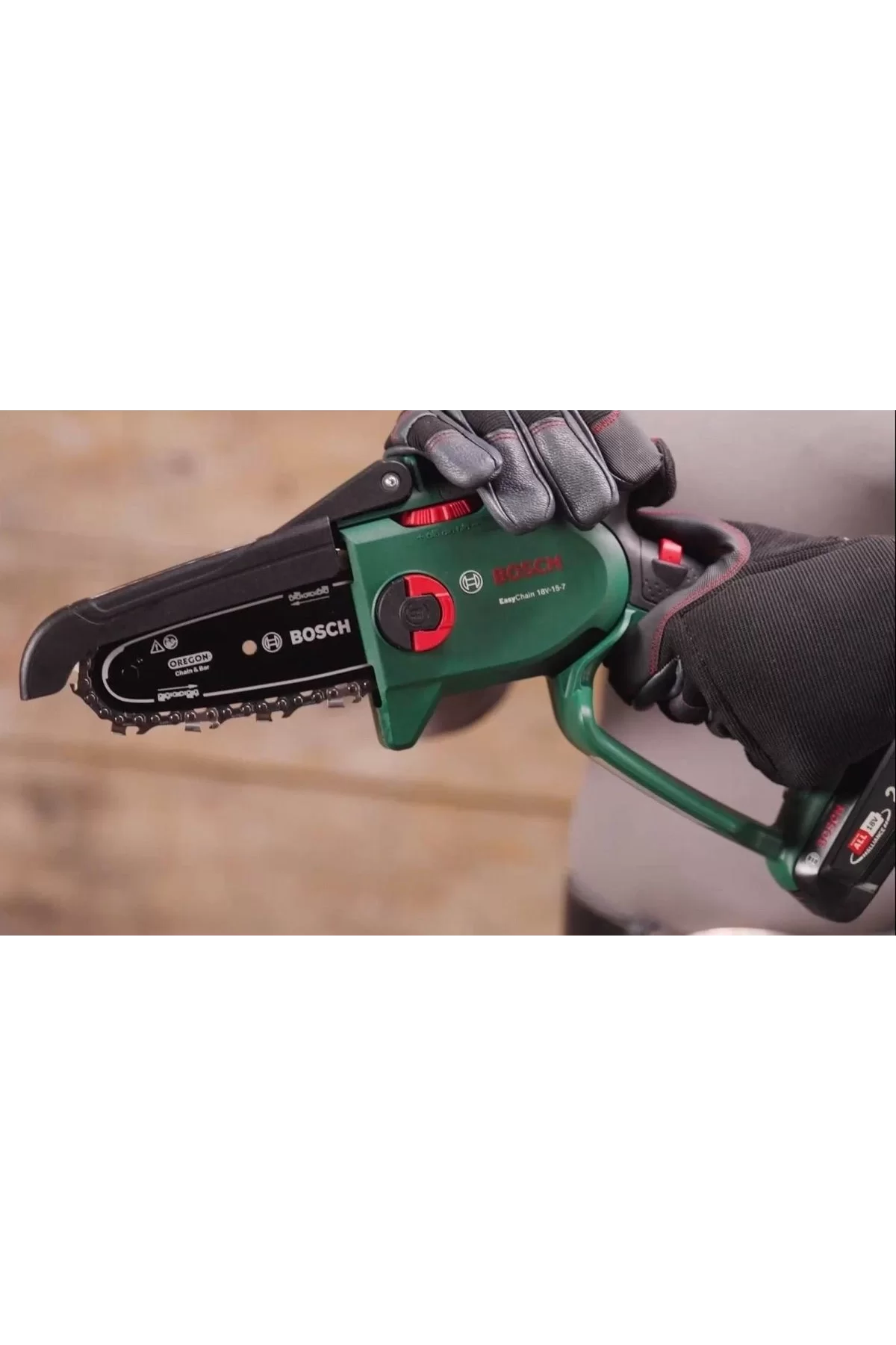 Bosch Easychain 18V-15-7 Şarjlı Zincirli Budama Makinası 18 Volt