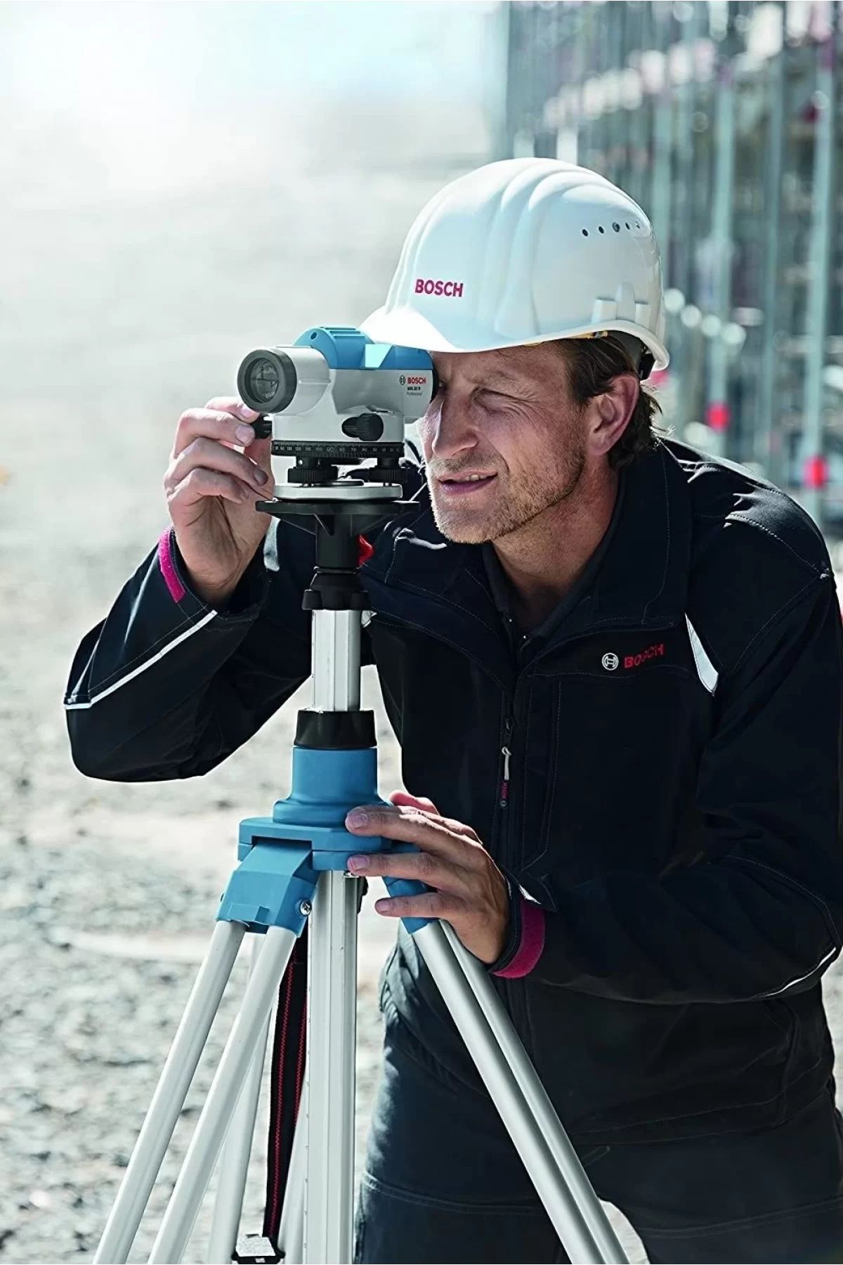 Bosch GOL 32 D + BT 160 Tripod + GR 500 Mira Optik Hizalama/Optik Nivo (Ölçüm Birimi : Derece)