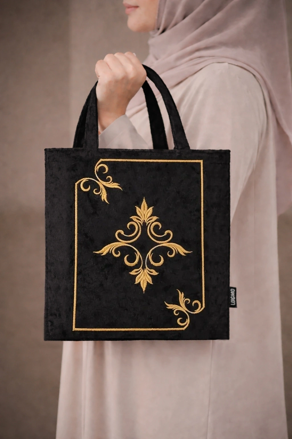 Nakışlı Kadife Seccade Kuran Terlik Çantası Çeyizlik İbadet Çantası Siyah