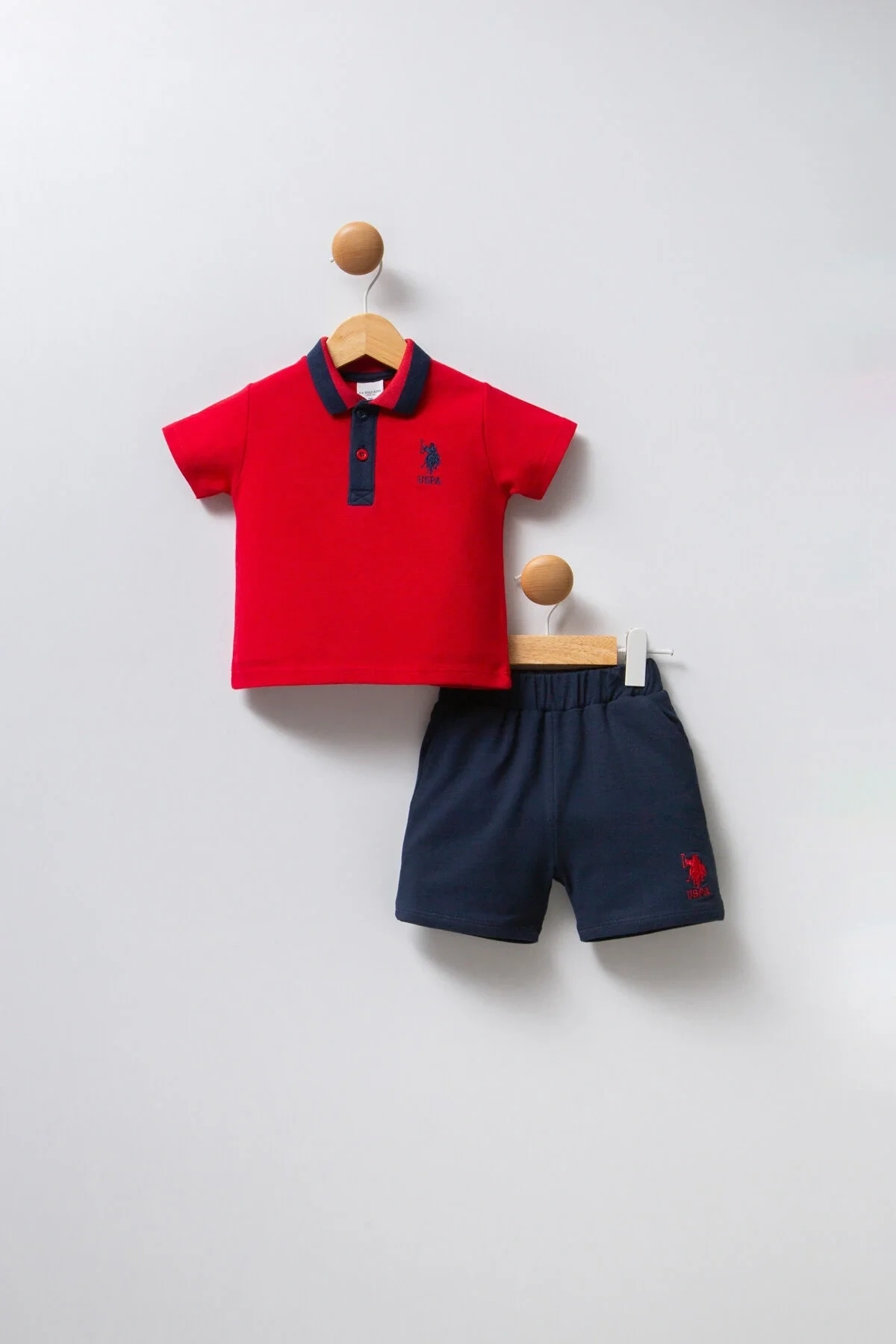 Erkek Bebek Kırmızı Bebek Takım