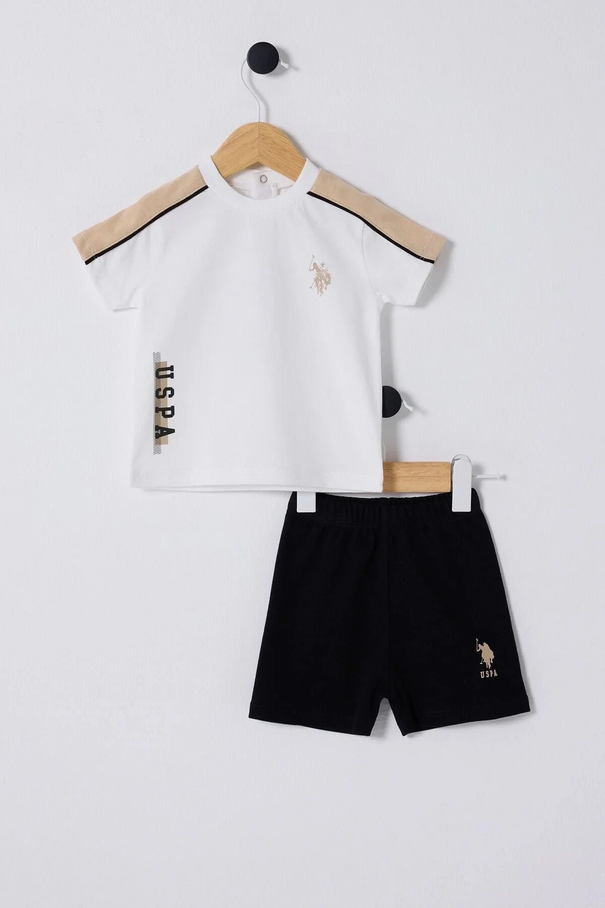 Erkek Bebek Krem Bebek Takım