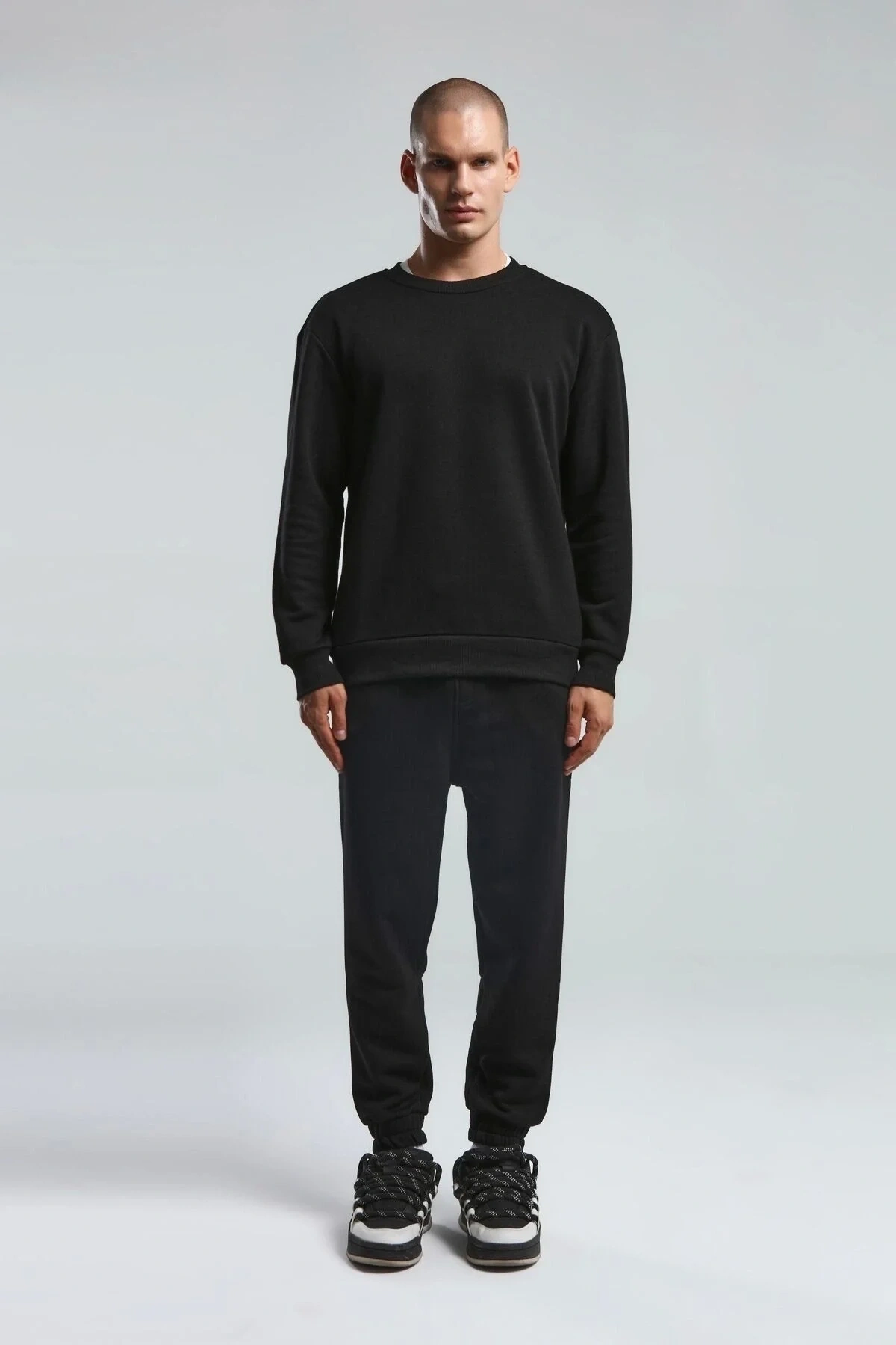 Erkek Bisiklet Yaka Uzun Kol Basıc Sweatshirt Siyah