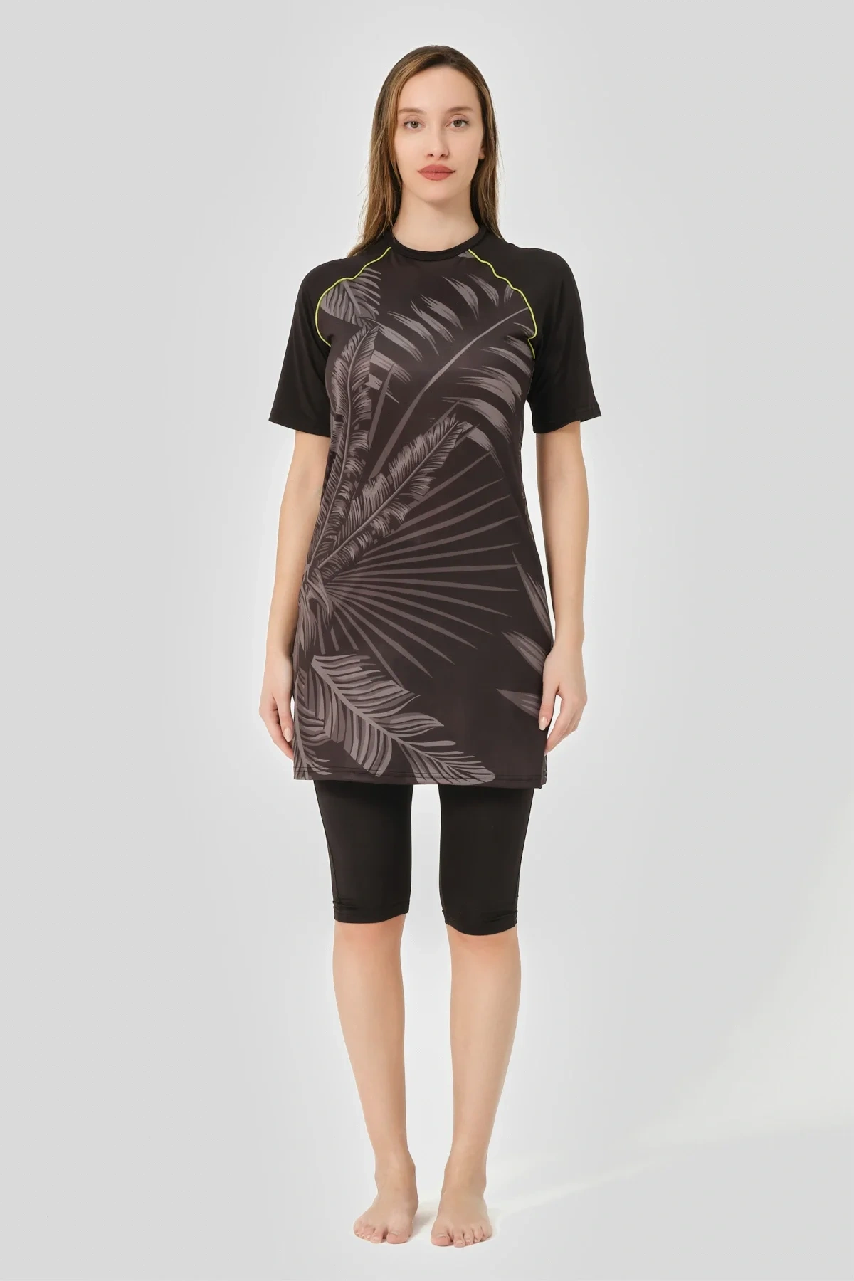 Hızlı Kuruyan Desenli Reglan Yarım Kol Yarı Kapalı Tesettür Mayo 24708-25 Siyah