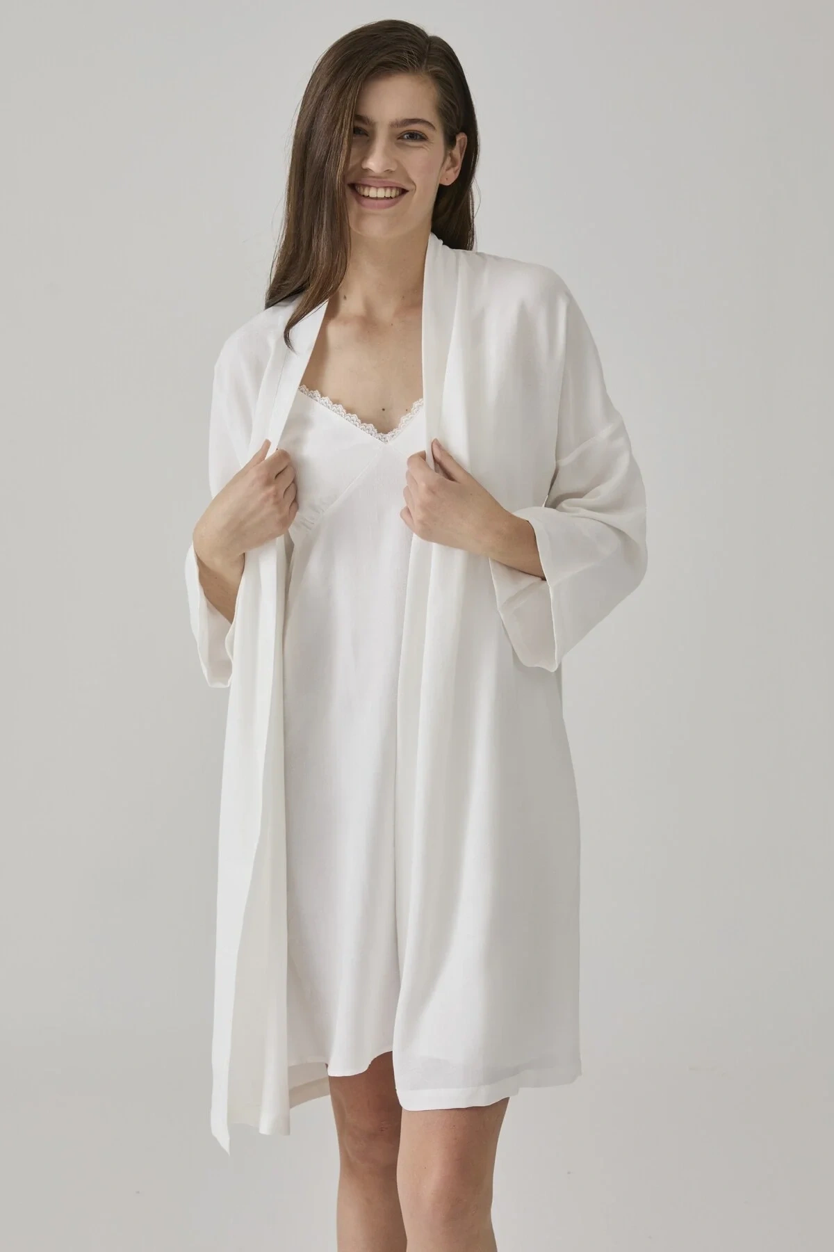 Kadın Ekru Jakarlı Sabahlık