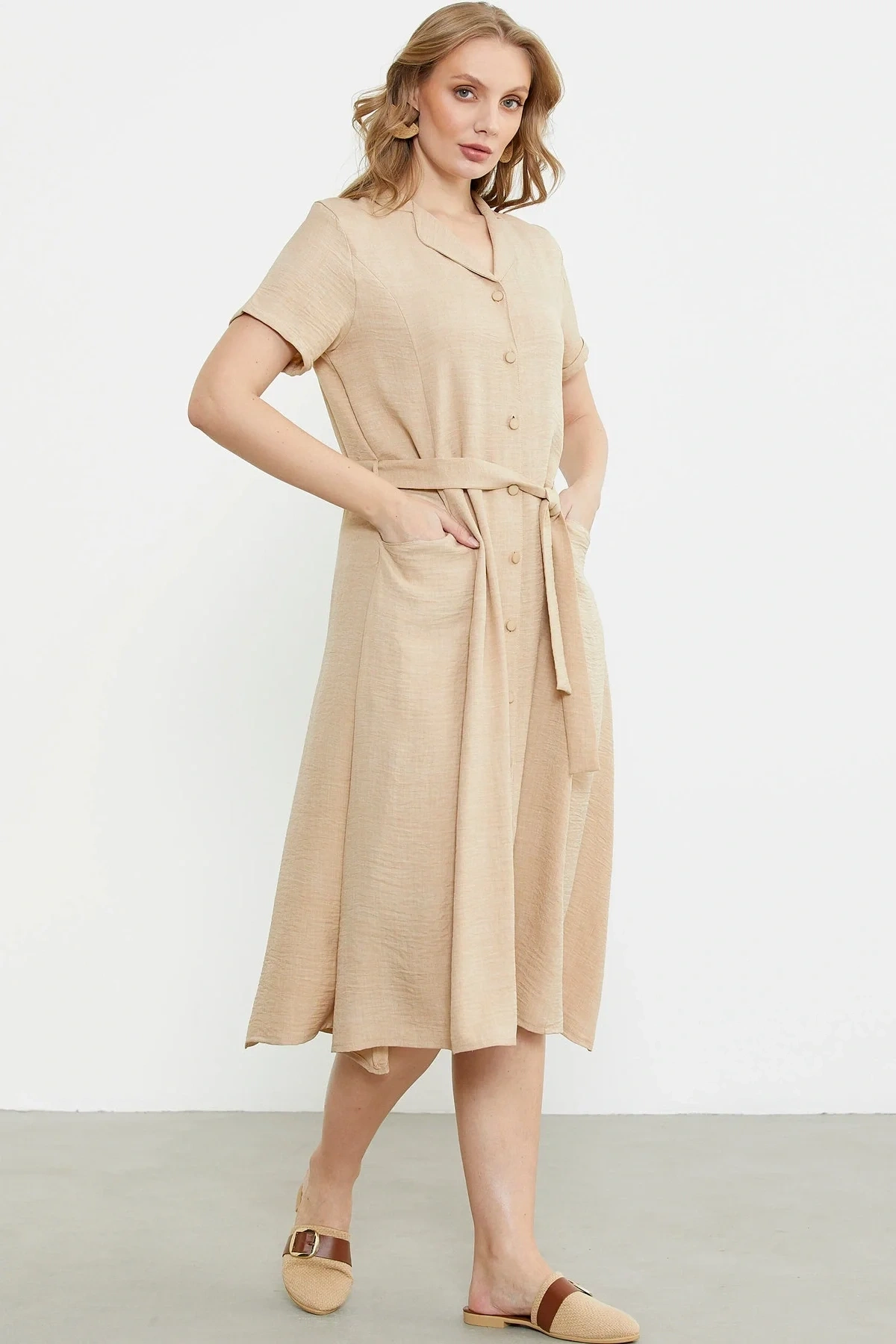 Keten Görünümlü Cepli Gömlek Elbise - Bej