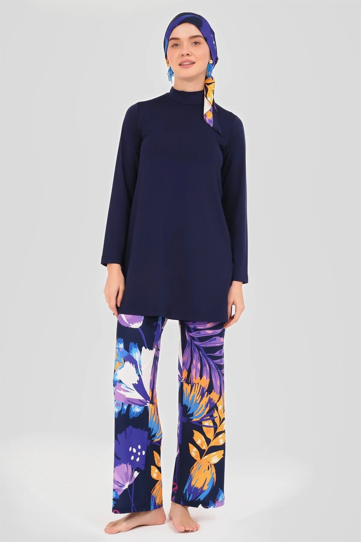 Krizantem Desenli Tesettür Mayo