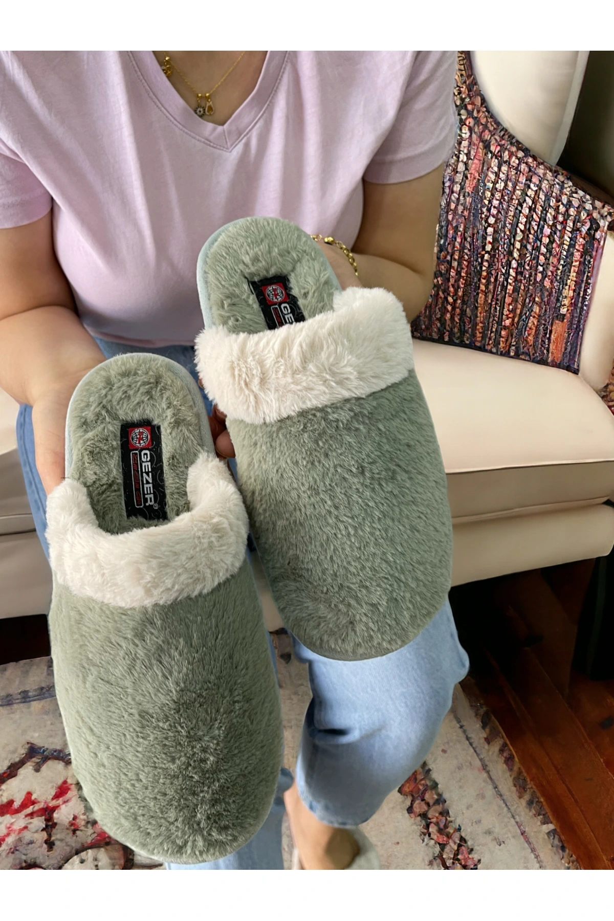 PELÜŞ KAYMAZ TABAN KIŞLIK EV TERLİK Pelüş Kaymaz Taban Kşlık Terlik Pastel Yeşil