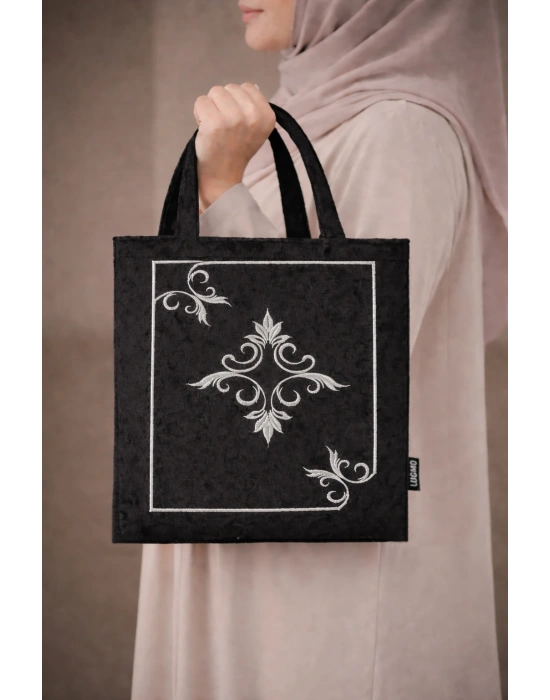 Nakışlı Kadife Seccade Kuran Terlik Çantası Çeyizlik İbadet Çantası Gümüş Siyah