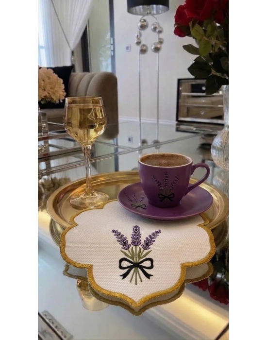 Lavanta Nakışlı Kahve Sunumluğu Gold Kenarlı Sunum Peçetesi Kahve Yanı Fincan Altlığı Beyaz 14 cm