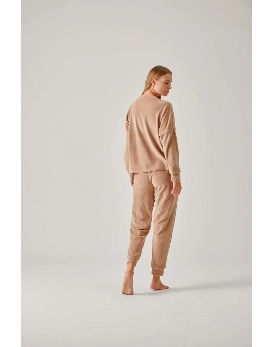 Bej Wild Taş Baskılı Kadife Kadın Pijama Takımı