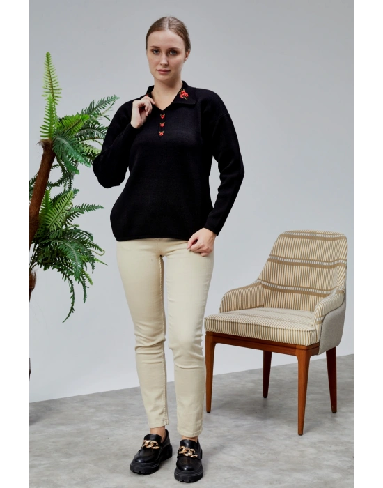 Kadın Polo Yaka Oversize Çiçek Nakışlı Triko Kazak Siyah