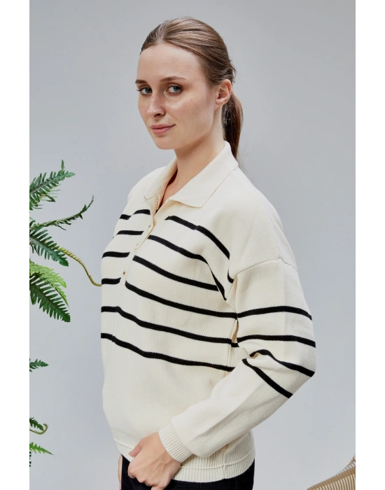 Kadın Polo Yaka Oversize Çizgili 4 Düğmeli Triko Kazak Ten Rengi