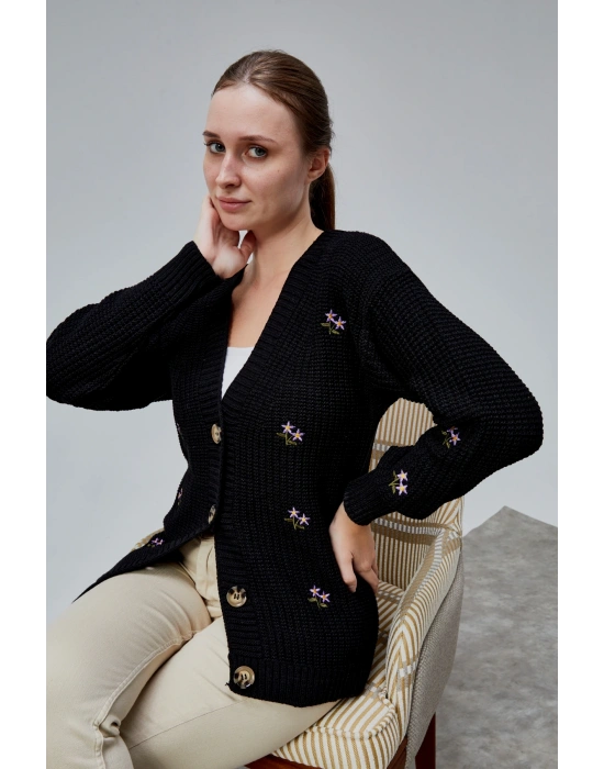 Lugmo Kadın Triko Hırka Çiçek Nakışlı Standart Beden Siyah