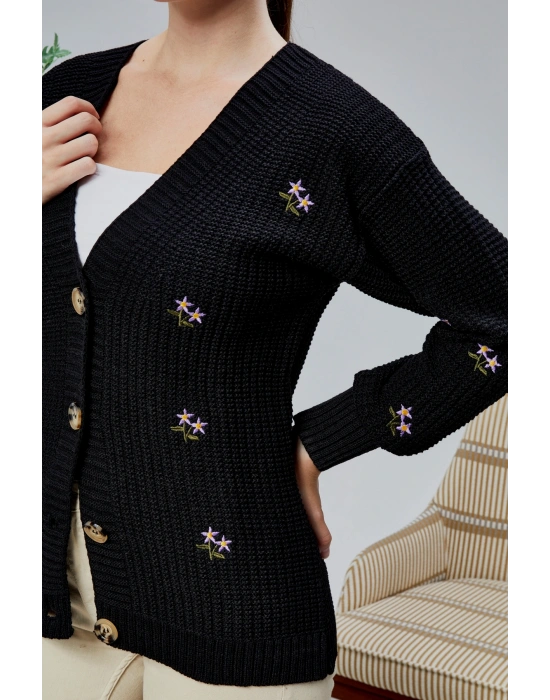 Lugmo Kadın Triko Hırka Çiçek Nakışlı Standart Beden Siyah