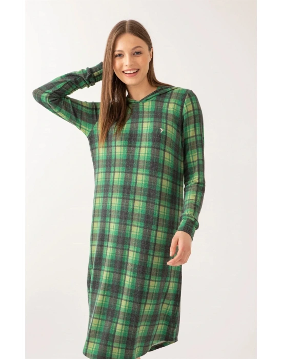 Yeşil Renk Ekose Kapşonlu Kadın Gecelik