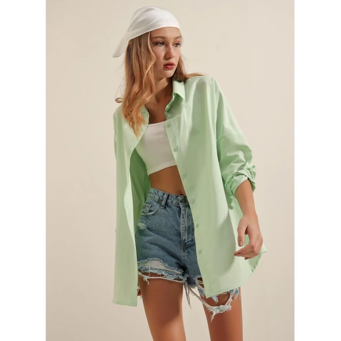 AÇIK YEŞİL OVERSİZE GÖMLEK