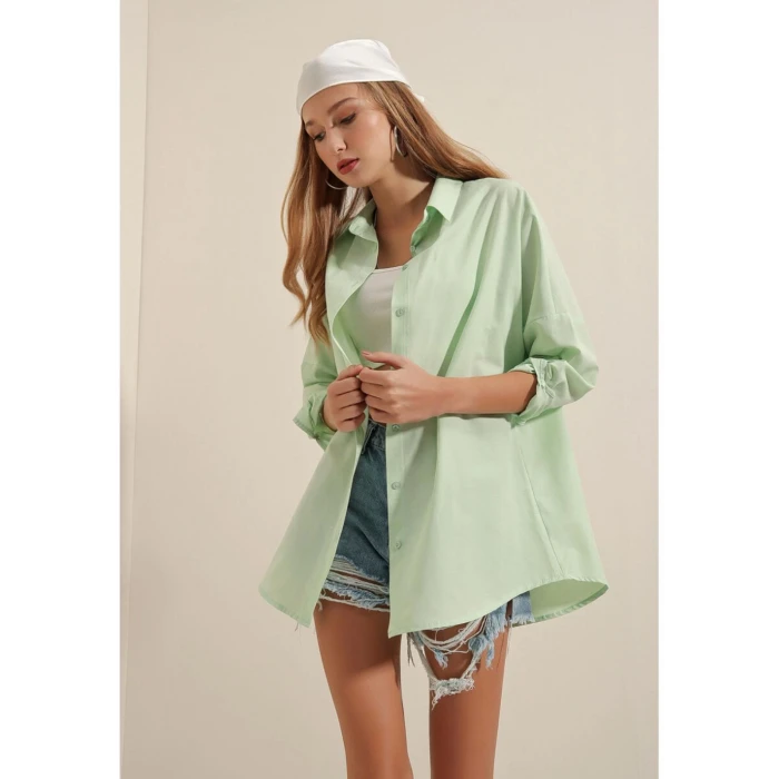 AÇIK YEŞİL OVERSİZE GÖMLEK