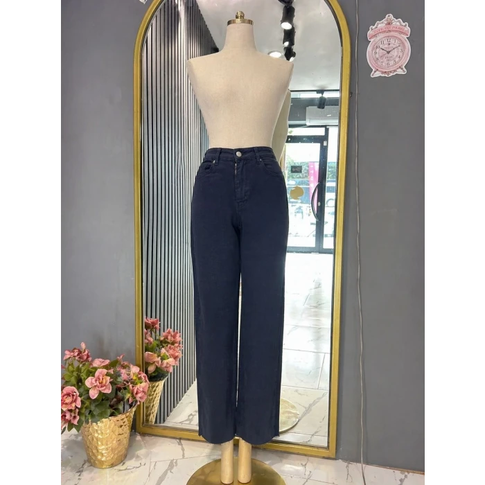 MELBOURNE KALIp LACIVER JEAN