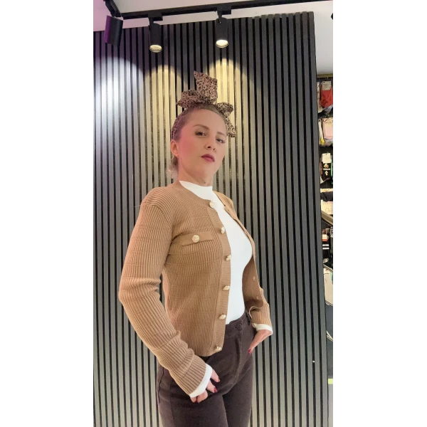 ÇELİK HIRKA