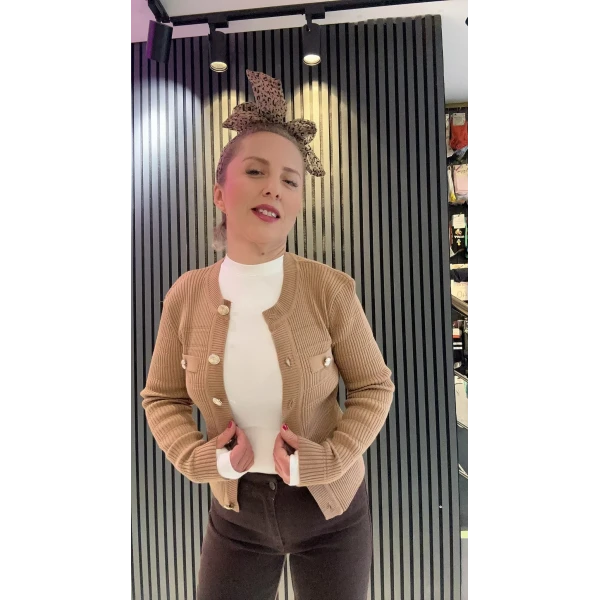 ÇELİK HIRKA
