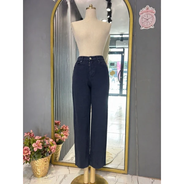 MELBOURNE KALIp LACIVER JEAN