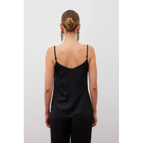 SATEN DEGAJE YAKA BULUZ