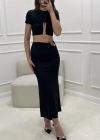 DEMİR AKSESUARLI  CROP ETEKLİ TAKIM  SİYAH