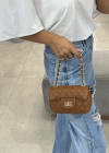 NORA KAPİTONE DESENLİ MİNİ ÇANTA TABA