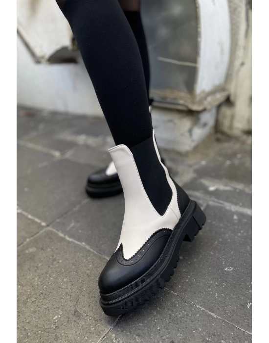 RAİNBİ OXFORD MODEL BEJE SİYAH POSTAL