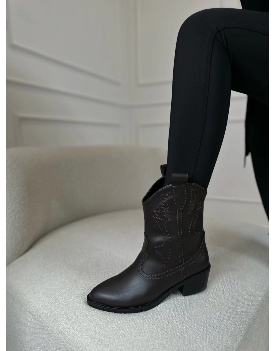 MALENE NAKIŞ İŞLEMELİ BOOTİE KAHVE