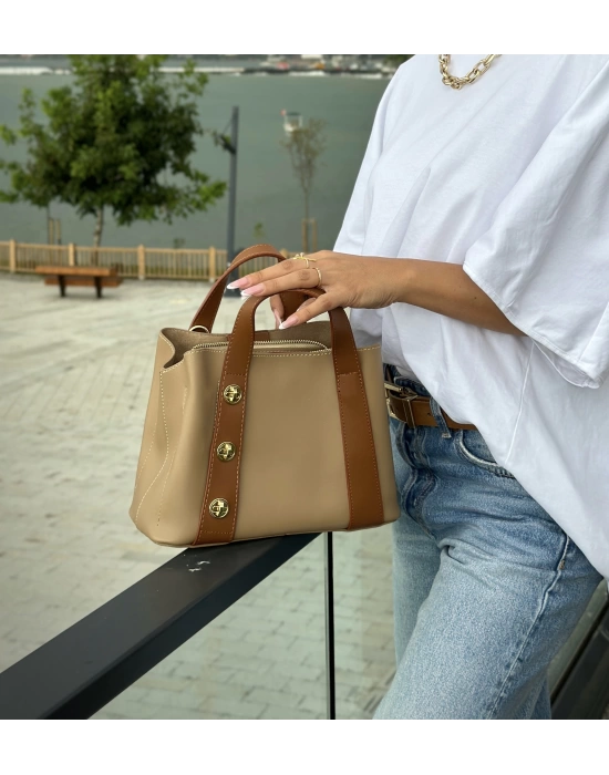 PUNİTA ÇİFT RENKLİ GOLD TOKA DETAYLI ÇANTA CAMEL