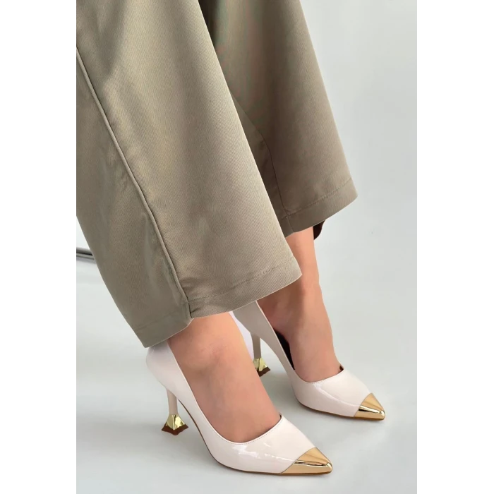 Artem Bej Rugan Topuklu Ayakkabı