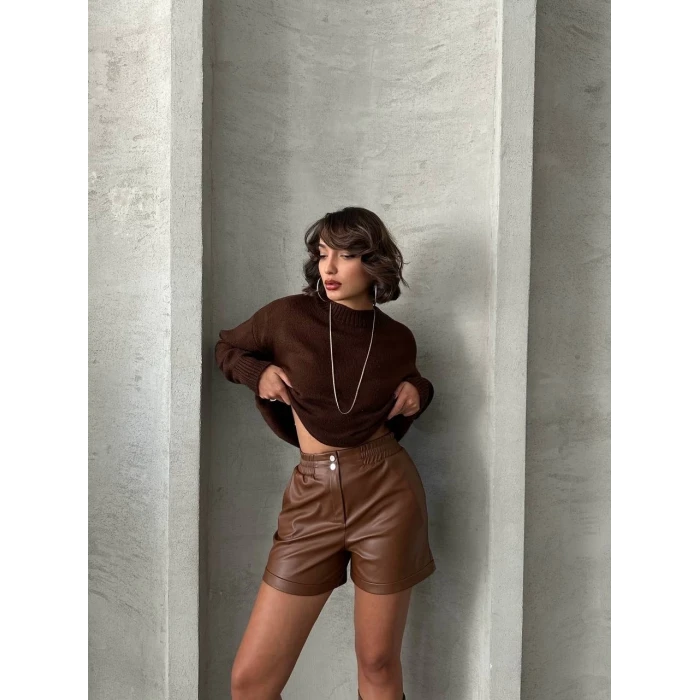 Beli lastikli çıtçıtlı deri şort kahve w241007