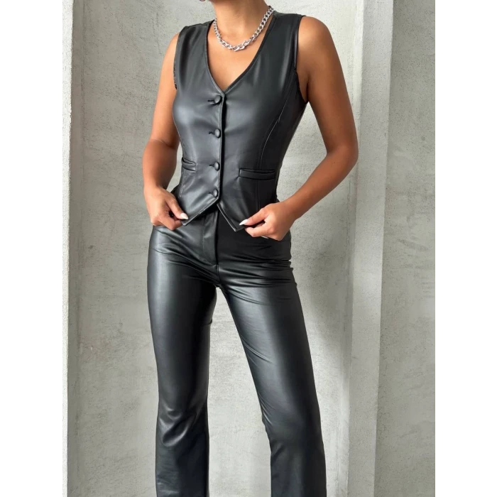 Kaplama düğmeli deri yelek siyah s24398