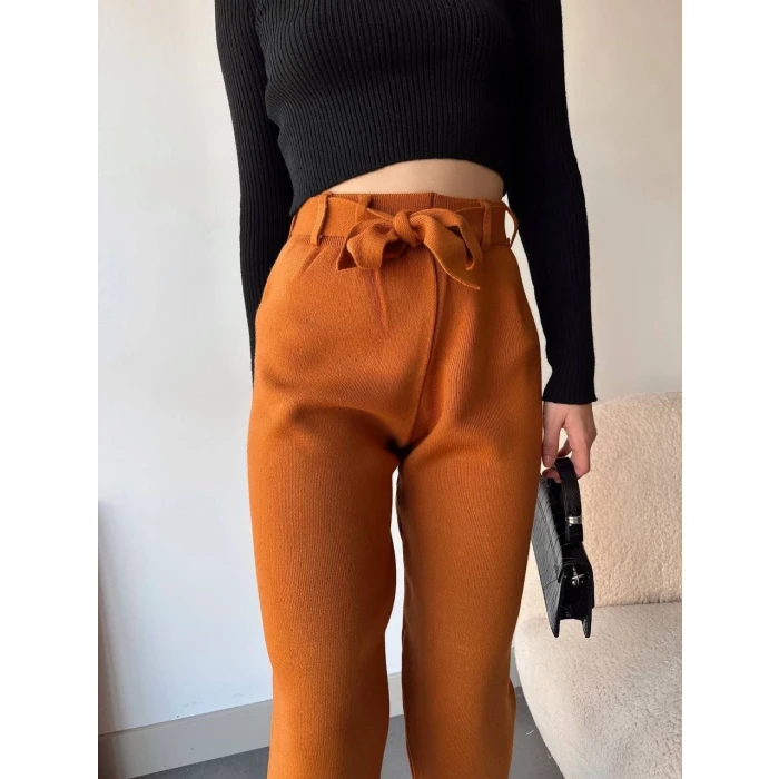 Kendinden kemerli triko pantolon camel