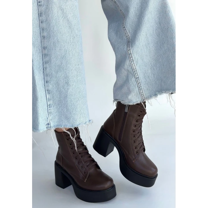 Tsan Kahverengi Cilt Bağcıklı Topuklu Bot