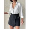 Kadın tokalı şort etek siyah s25449