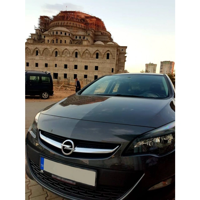 Opel Astra J Kasa Ortalar Velur-Kenar Maldives Deri