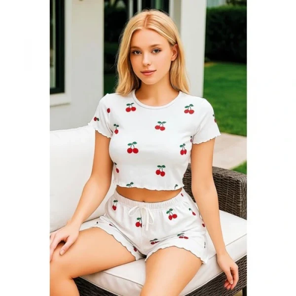 Arias Closet Beyaz Üstüne Kiraz Desenli Şortlu Pijama Takımı