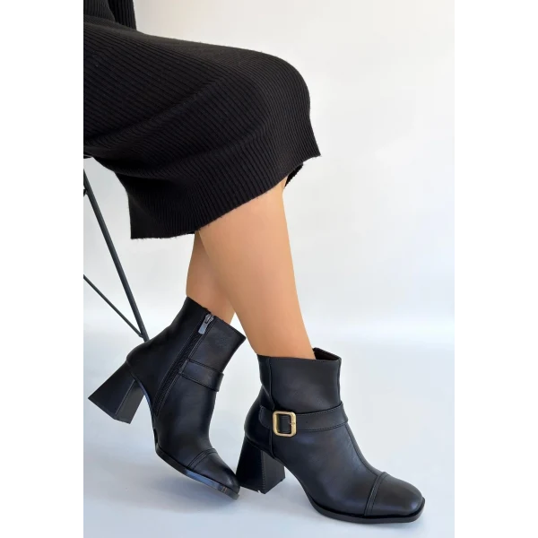 Mejjo Siyah Cilt Topuklu Bot