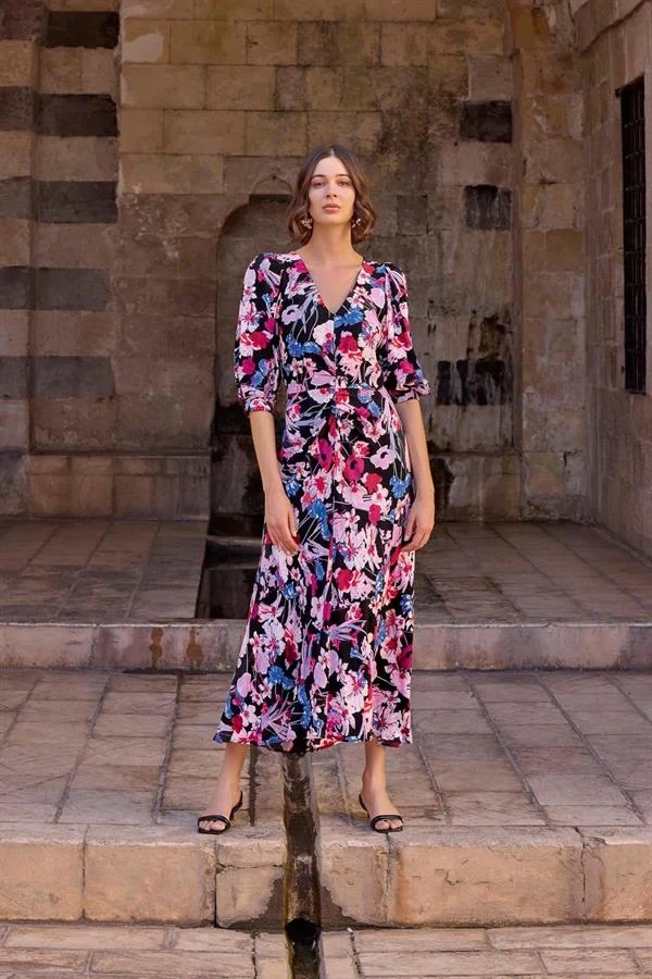 Arias Closet Çiçek Desenli Viskon Elbise