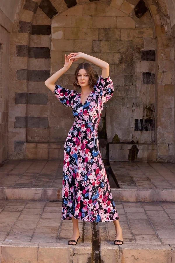 Arias Closet Çiçek Desenli Viskon Elbise