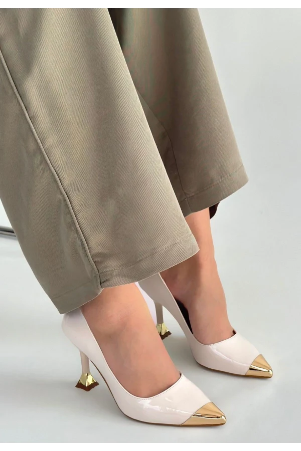 Artem Bej Rugan Topuklu Ayakkabı