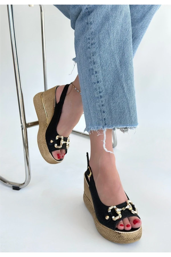 Caver Siyah Cilt Dolgu Topuk Sandalet