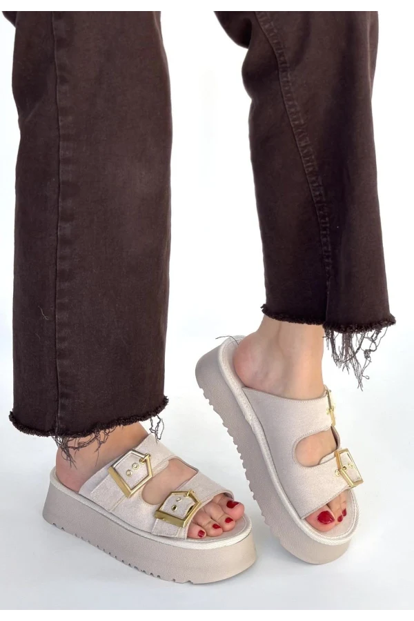 Coer Bej Süet Çift Tokalı Terlik