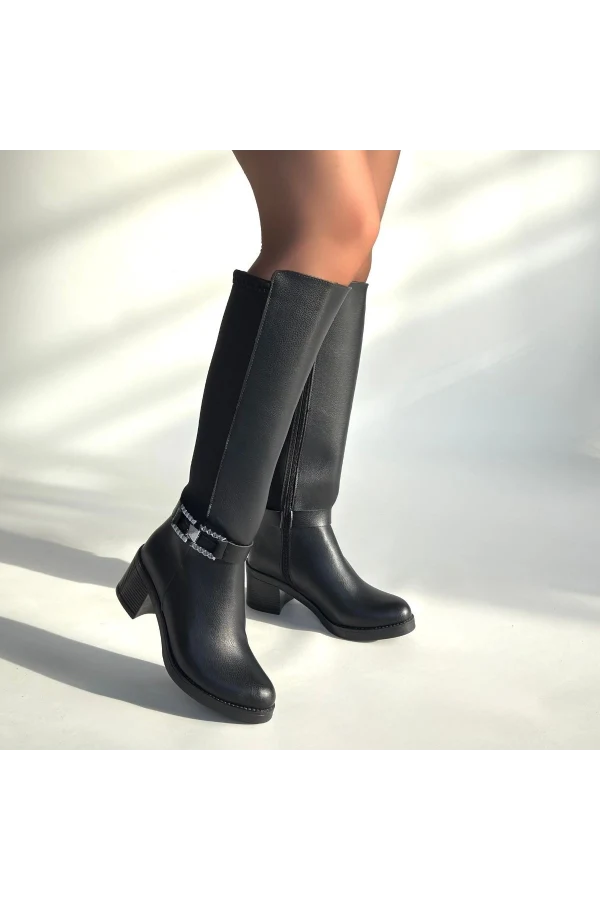 Emrat Siyah Cilt Topuklu Çizme