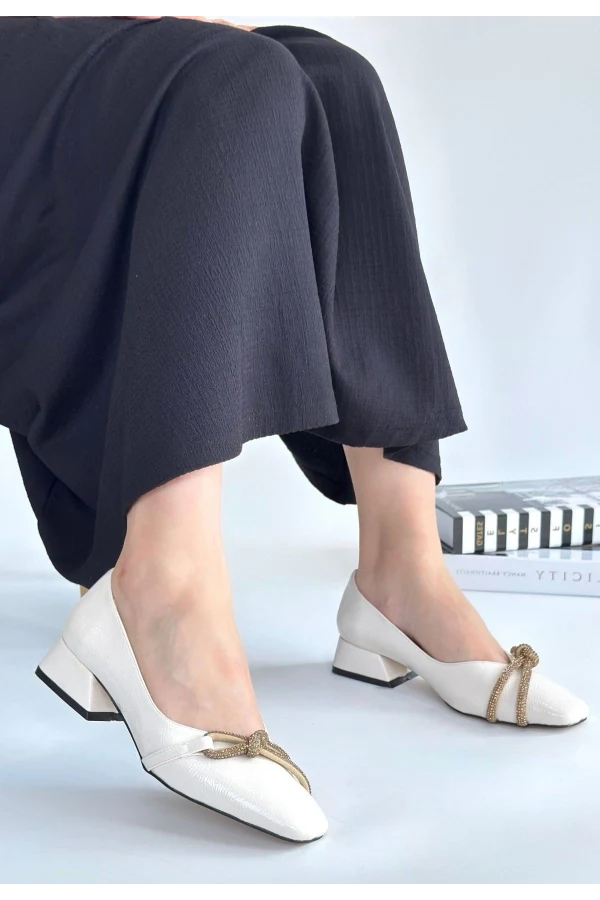 Estay Ten Rugan Topuklu Ayakkabı