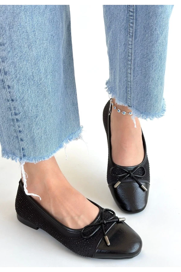 Etya Siyah Cilt Babet Ayakkabı