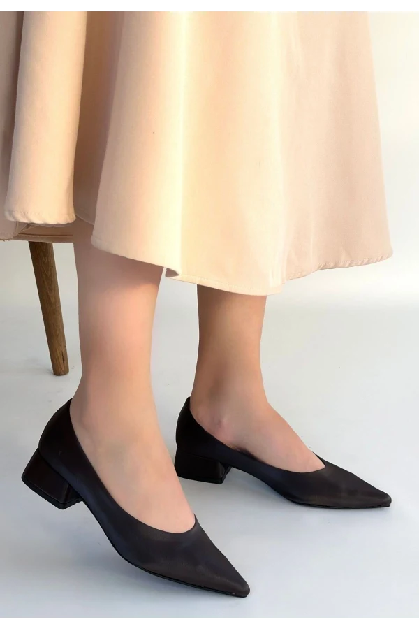 Ferla Acı Kahve Cilt Topuklu Ayakkabı