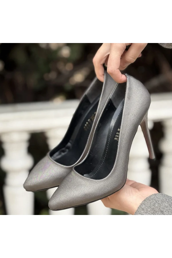 Hillar Platin Saten Stiletto Ayakkabı